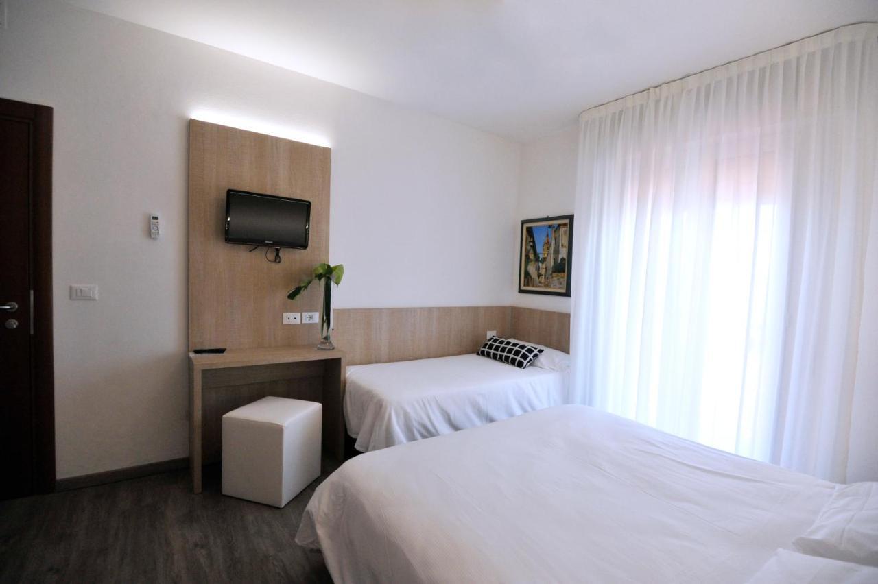 Hotel Etna Caorle Dış mekan fotoğraf