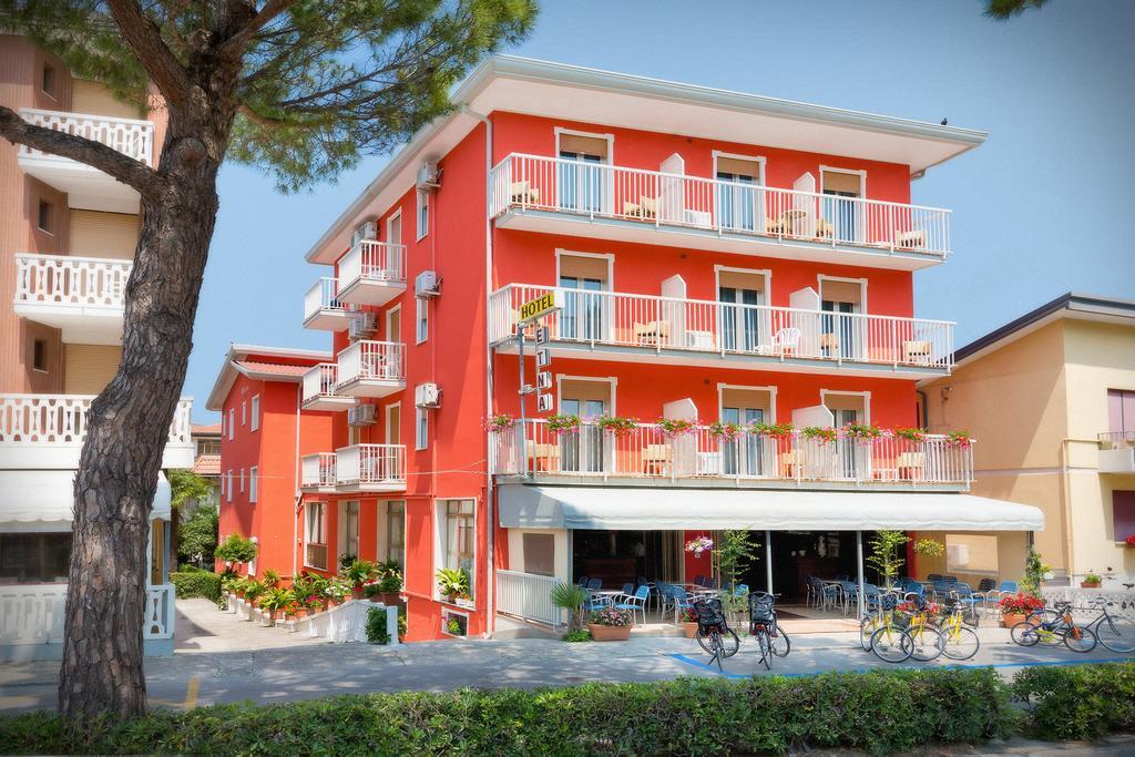 Hotel Etna Caorle Dış mekan fotoğraf