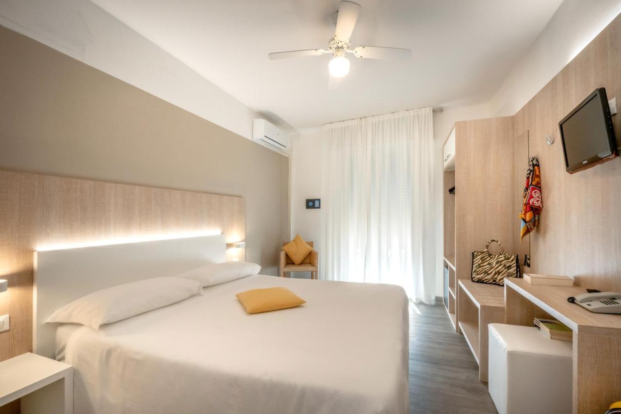 Hotel Etna Caorle Dış mekan fotoğraf