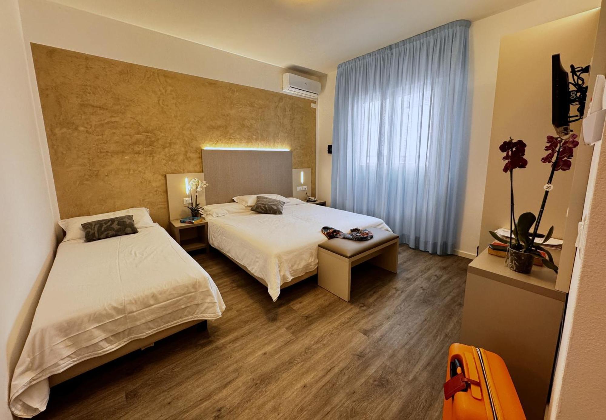 Hotel Etna Caorle Dış mekan fotoğraf